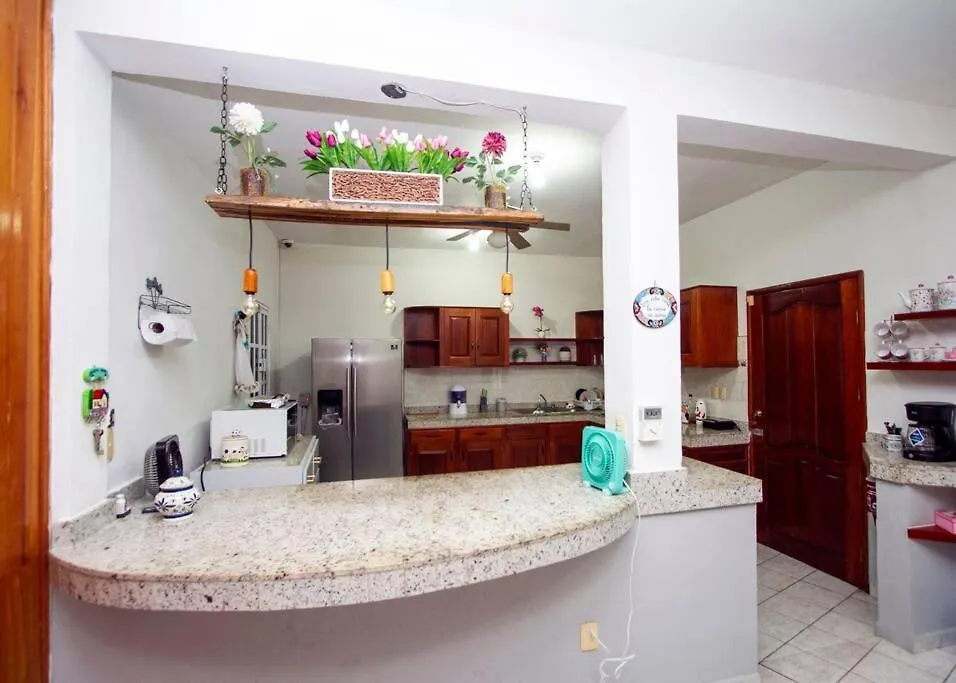 Casa Con Alberca Y Amplio Espacio Para Tu Familia Playa del Carmen