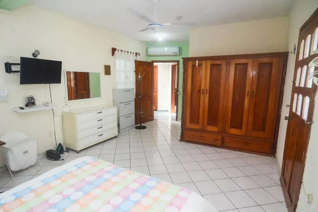 Holiday home Casa Con Alberca Y Amplio Espacio Para Tu Familia Playa del Carmen