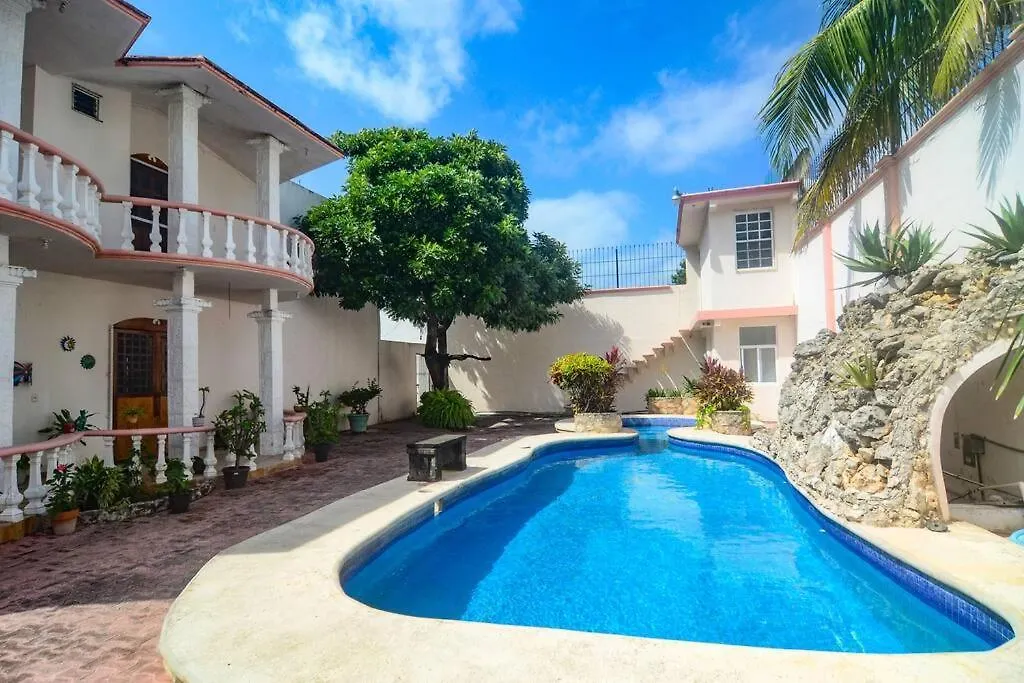 Casa Con Alberca Y Amplio Espacio Para Tu Familia Playa del Carmen